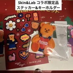 新品未使用★Wiggle Wiggle クマのラバーキーホルダー＆ステッカー