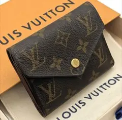 ルイヴィトン モノグラム ポルトフォイユ ヴィクトリーヌ 三つ折り財布 A30