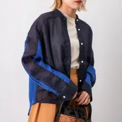 【美品】ブランバスク 定価1.6万 ラミーローン パールボタンブラウスのサムネイル