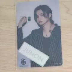 BMSG ジュノン　シークレットクリアカード