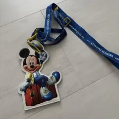バケーションパッケージ　ミッキーマウス パスケース