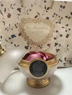 2025年最新】ラデュレ チークの人気アイテム - メルカリ