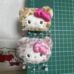 ハローキティ　ギャルクマ　ヘアクリップ　前髪クリップ　　ヒョウ柄　２個セット
