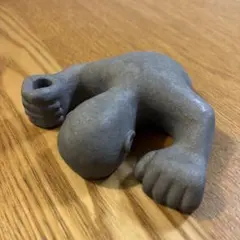 ペン立て　置物
