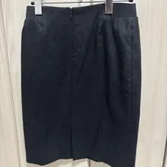 UNRE 黒 タイトスカート ひざ丈のサムネイル