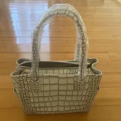 ホワイト クロコダイル風 ハンドバッグのサムネイル