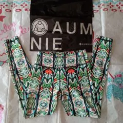 Item thumbnail for item 7a919204-09d0-41ae-95fb-46351c9cf42d