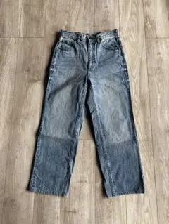 GU ハイウエストストレートジーンズ　M