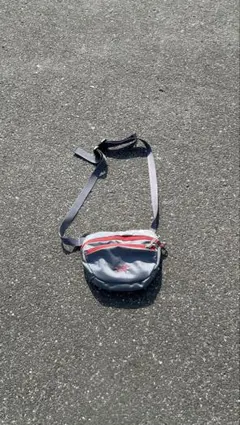 00s10s ARC'TERYX ショルダーバッグ グレー 激レアy2kのサムネイル