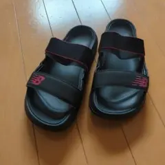 ニューバランス　サンダル　24cm
