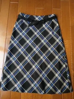 チェック柄フレアスカート 黒 青