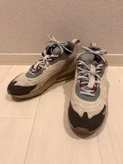 トラヴィス スコット Nike Air Max 270