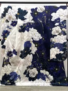 2026新作 振袖 刺繍 金彩 大輪 新品未使用品 身丈170cm MO3851 - メルカリ
