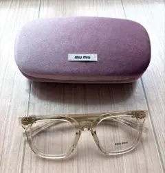畑芽育さん着用 miumiu ロゴ ゴールド リムレスメガネ - メルカリ