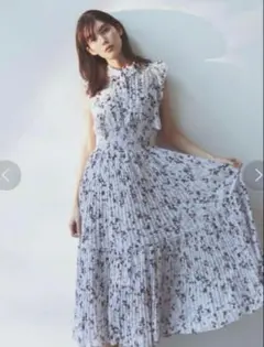 SNIDEL スナイデル Sustainableフリルプリーツワンピース