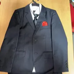 キッズフォーマルスーツセット 黒・白 130