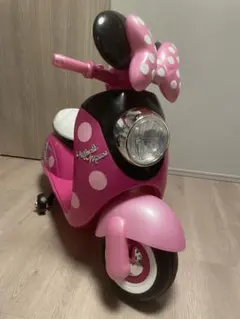 ほぼ未使用・美品】ミニーマウス電動スクーター - メルカリ