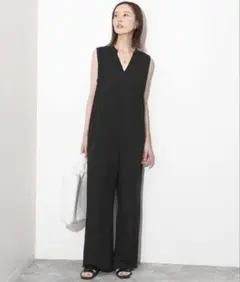 SLOBE IENAリラックスイージーVネックオールインワン　黒