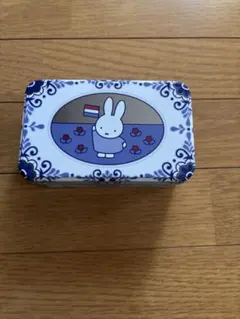 ミッフィー Miffy デルフト柄 空き缶 小物入れ