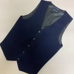 TAKA: Qネイビー ベスト