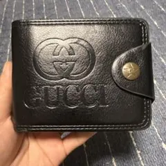 GUCCI 黒 レザー 二つ折り財布
