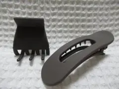 台形型・シャベル型　小さい樹脂製クリップ　ブラウン系（ツヤケシ）　２点セット