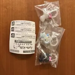 ハローキティ　めじるしアクセサリー　天使　小悪魔　チャーミー　ガチャ　キティ