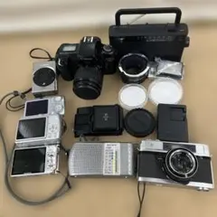 i*o様 カメラ一式まとめ売り フィルムカメラ デジカメ SONYラジオなどジャ カメラ一式まとめ売り フィルムカメラ デジカメ SONYラジオなど