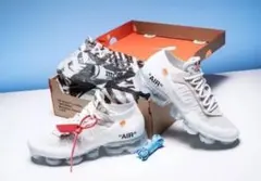 NIKE OFF-WHITE ホワイトスニーカー
