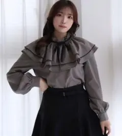 【TITTY&CO.】ビッグカラーフリルブラウスのサムネイル