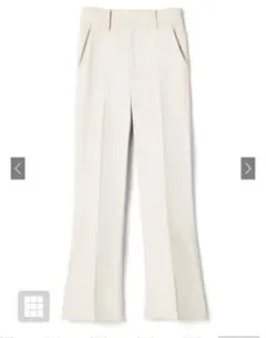 【グレイル/GRL】センタープレスフレアパンツ Mサイズ オフホワイト
