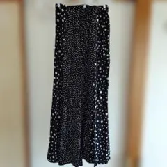黒と白の水玉模様 フレアロングスカート　新品タグ付き