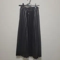 ブラック プリーツスカート フレディのサムネイル
