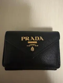 2026年最新】PRADA レディース 三つ折り財布の人気アイテム - メルカリ