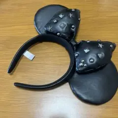 ディズニー　カチューシャ　黒　スタッズ　レザー調　ミニー