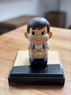 Item thumbnail for item 2d57fe7d-e117-46cf-840b-0dd35c4dd628