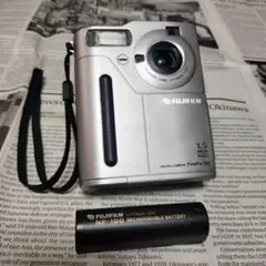 稼働品 FUJIFILM FinePix 700 フジフイルム デジカメのサムネイル