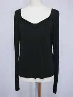 Max Mara マックスマーラ　黒でグログランテープが付いた長袖カットソー L