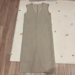 continuer de NICE CLAUP Vネック ワンピース