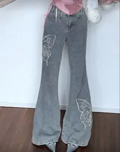 カジュアル　y2k ストリート デニムジーンズ　蝶々　フレア　ダメージ　刺繍