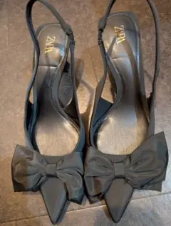 ZARA バックストラップパンプス リボン ブラックのサムネイル