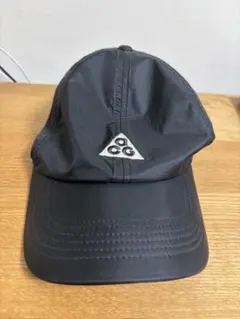 Item thumbnail for item 7cc79667-e43a-4c7b-b66a-c5d59687b626