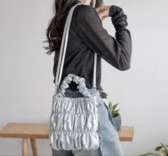 ローリーズファーム　シャーリングショルダーバッグ　　　　　ニコアンド　カスタネ