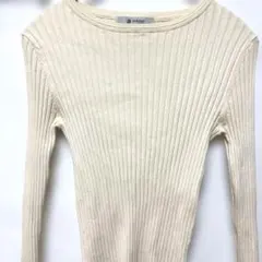 ナノユニバース　オフホワイト　薄手ニット　カットソー