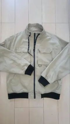 ILL‘Sベージュ ジップアップ ジャケット
