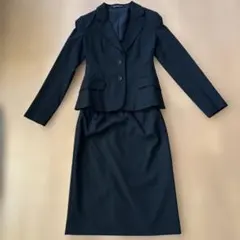 INED 黒スーツセット（ジャケット・スカート）5号サイズ