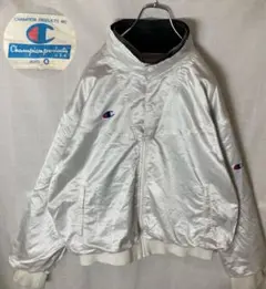 レトロ古着ゴールドウィン社製チャンピオン ホワイトナイロンブルゾン ビッグサイズ