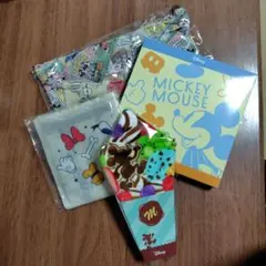 ディズニー ミッキーマウス ポーチとタオルセット