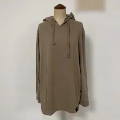 フード付きベージュパーカーY&R (Young & Reckless)