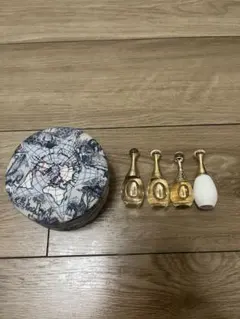 ジャドール　ミニ香水セット